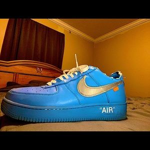 I have the off white tag. Wore them 2 times.